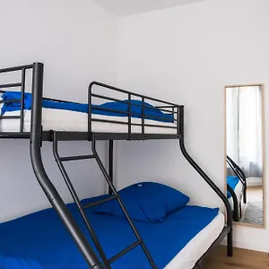 Maru Living C9 Hostal